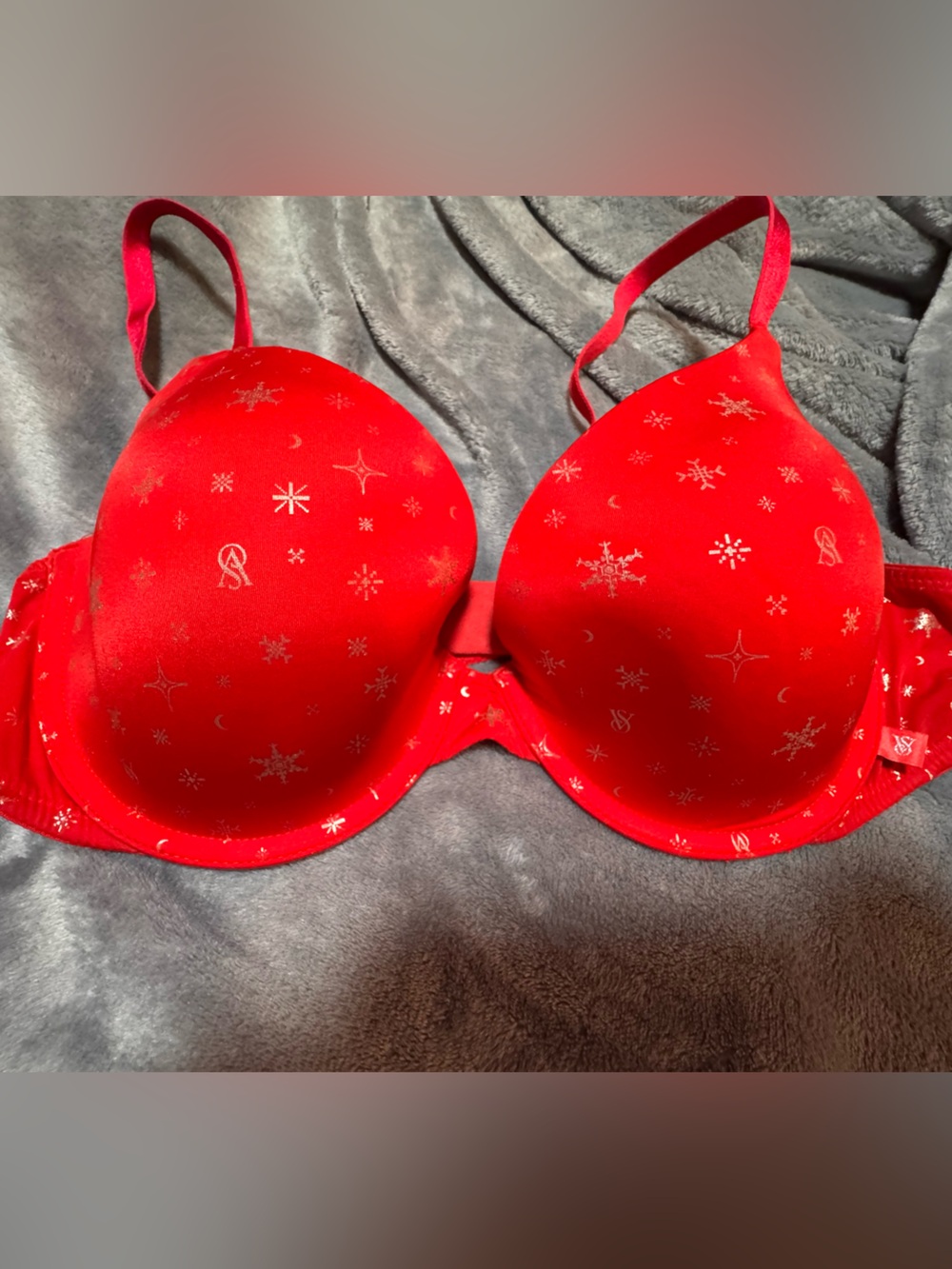 Victoria's Secret Red Metallic Snowflake T-Shirt Bra